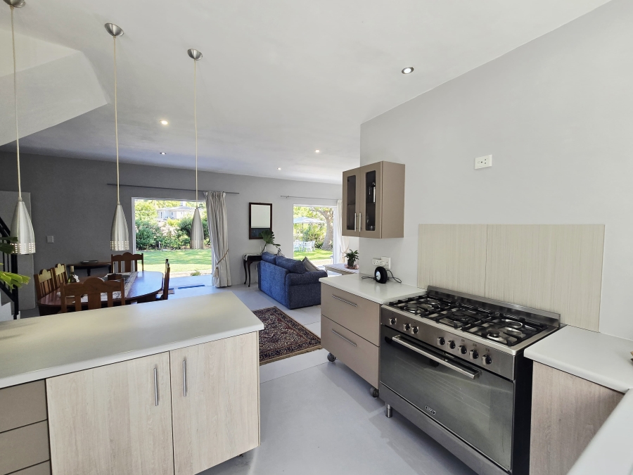 4 Bedroom Property for Sale in Fernridge Western Cape